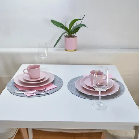 Big Apartment In Guesthouse-3
